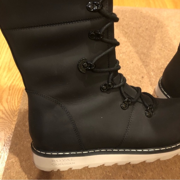 Royal Canada Tall black winter boots - Picture 8 of 9